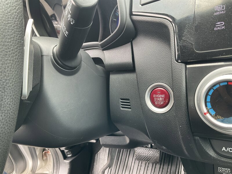 Used 2015 Honda Fit EX image 27
