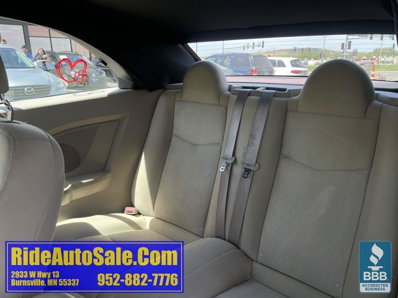 Used 2013 Chrysler 200 Touring FWD image 11
