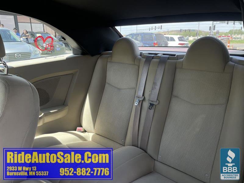 Used 2013 Chrysler 200 Touring FWD image 11