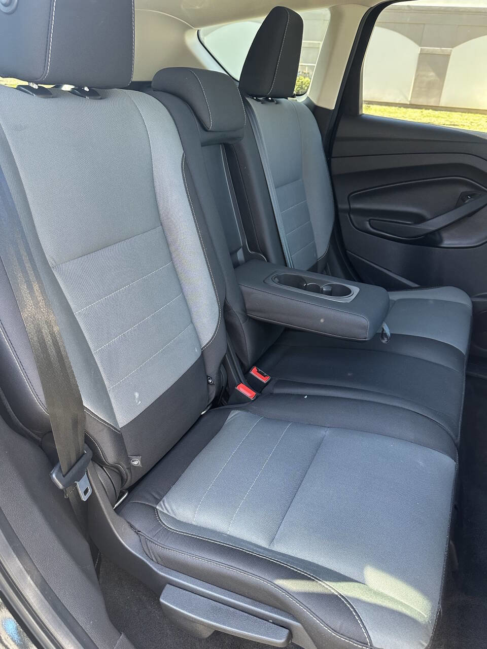 Used 2016 Ford Escape SE w/ SE Cold Weather Package image 22