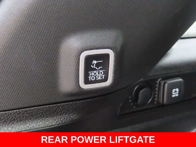 Used 2023 Jeep Grand Cherokee Altitude AWD/4WD image 32