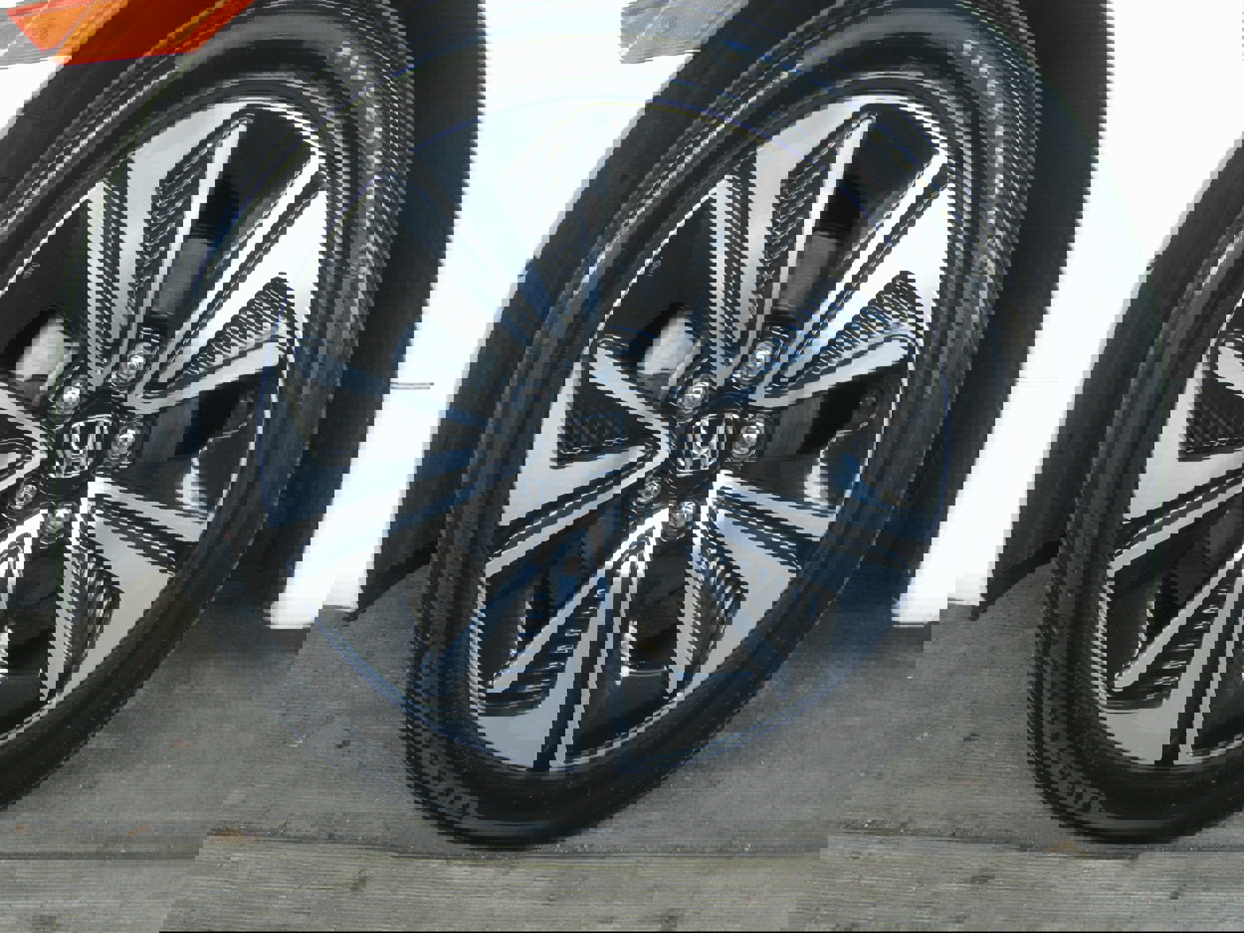 Used 2018 Honda Civic EX-L image 26