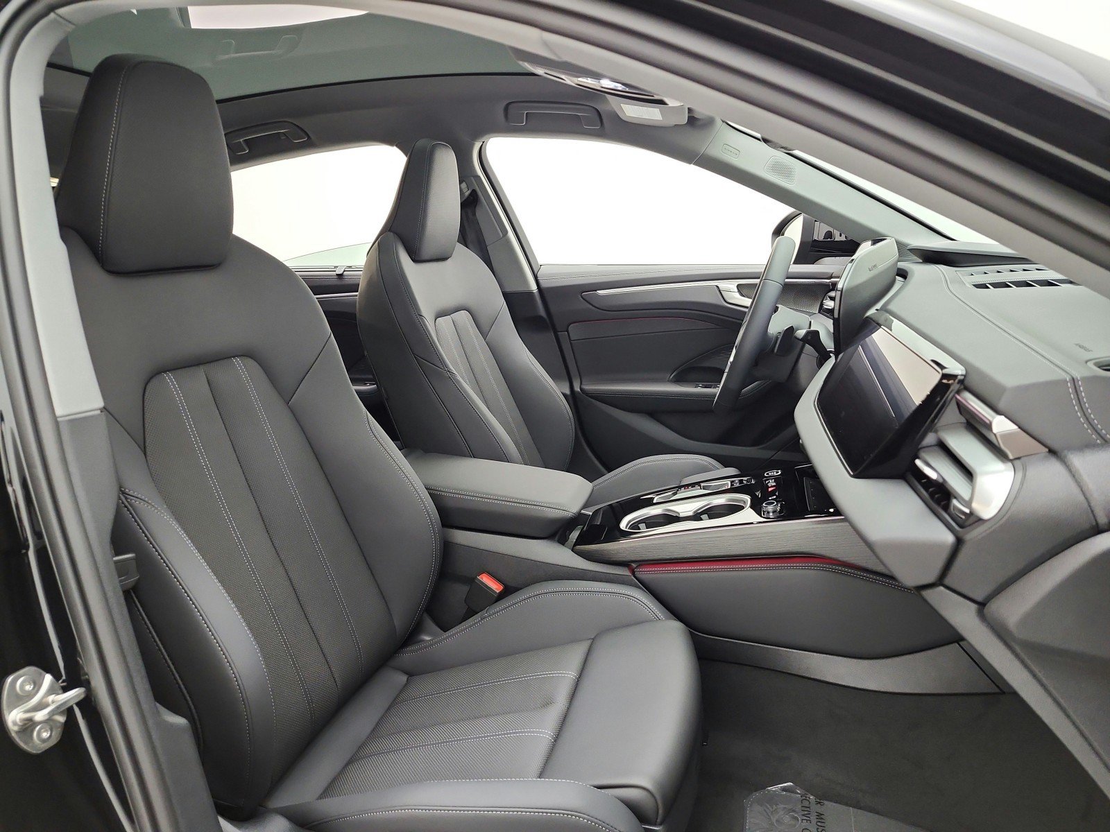 New 2026 Audi A6 Premium Plus AWD/4WD image 15