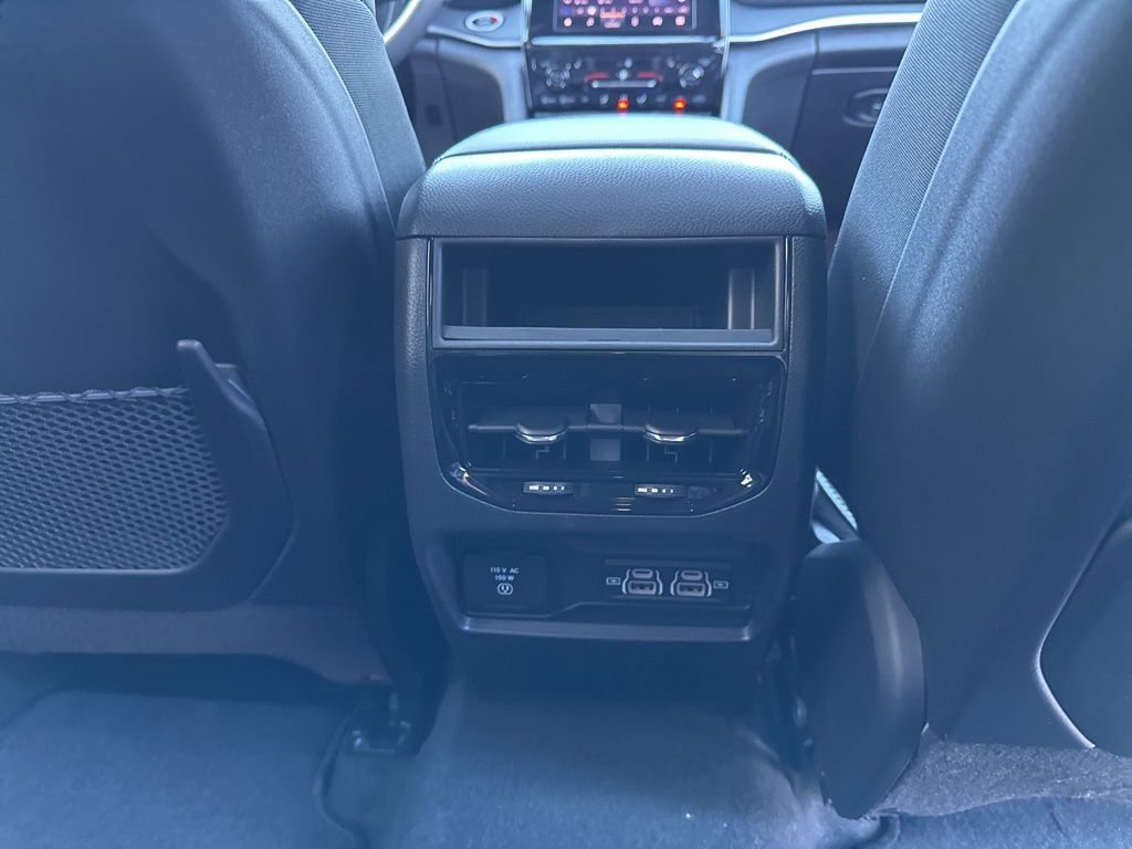 New 2025 Jeep Grand Cherokee Altitude AWD/4WD image 49