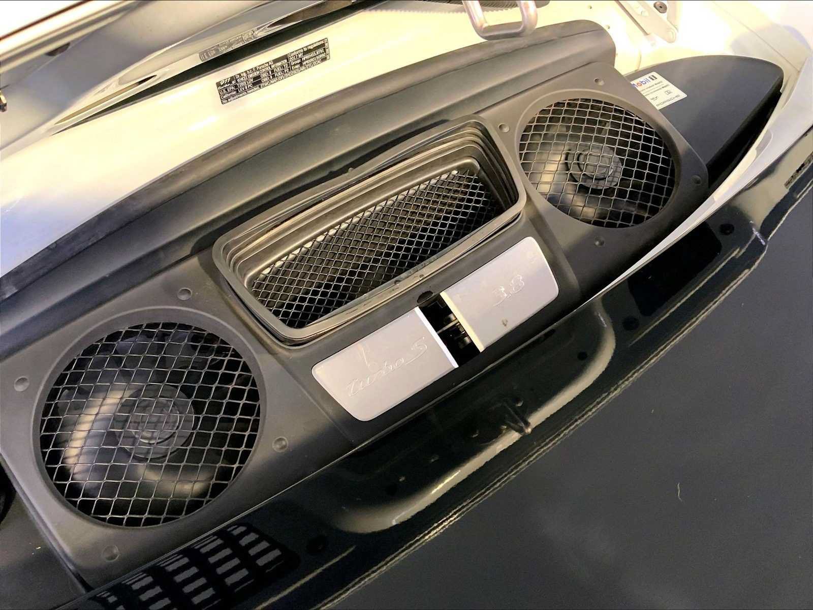 Certified 2017 Porsche 911 Turbo S AWD/4WD image 32