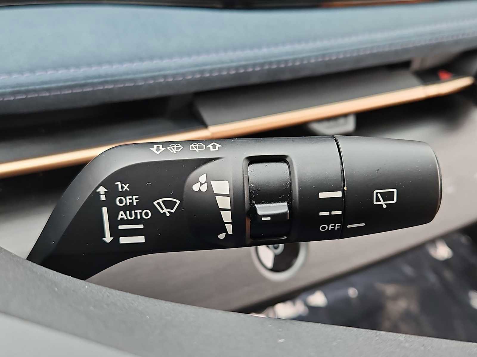 Used 2023 Nissan Ariya image 27