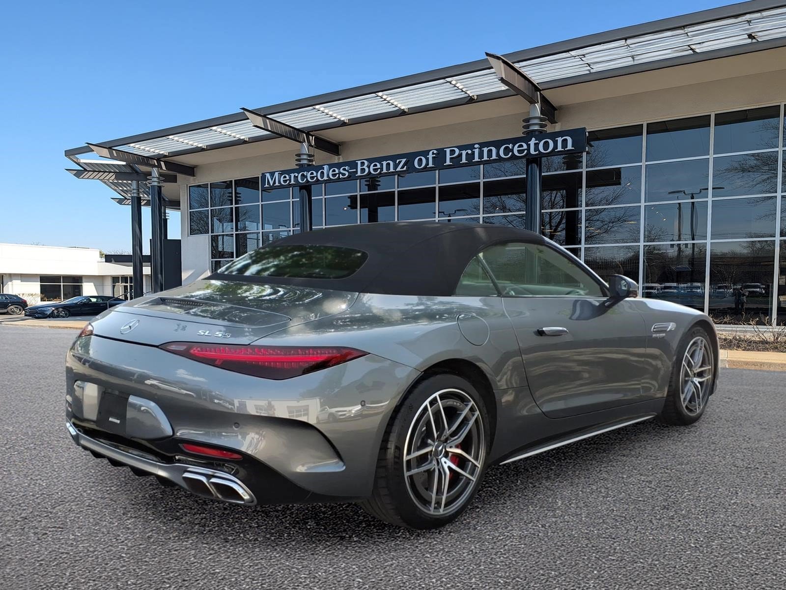 Certified 2022 Mercedes-Benz SL 55 AMG 4MATIC image 3