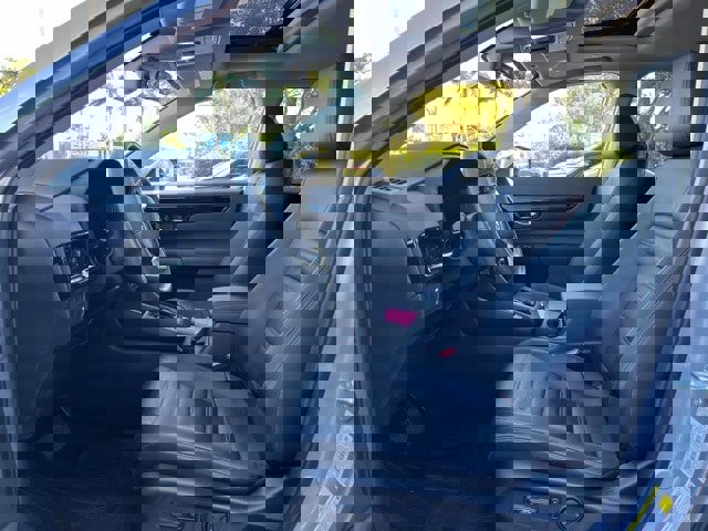 Used 2023 Honda CR-V EX-L image 6