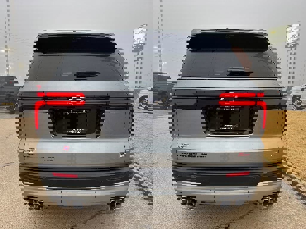 New 2026 Chevrolet Traverse Z71 w/ Enhanced Driving Package image 4