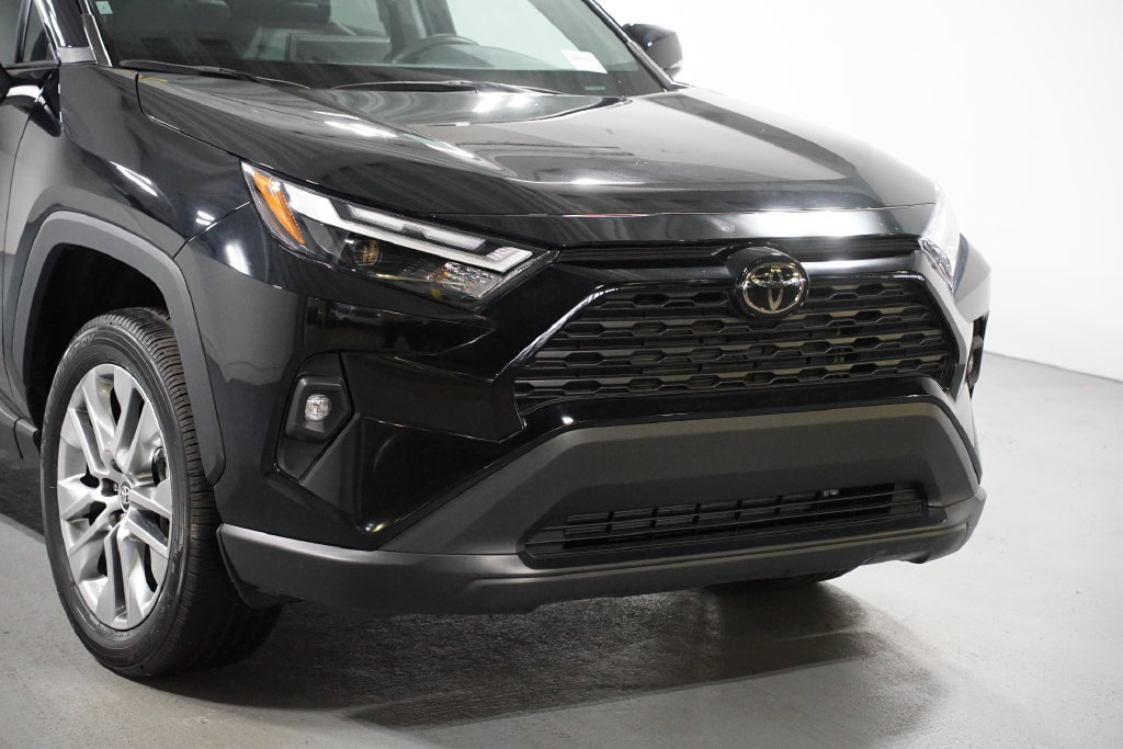 Certified 2025 Toyota RAV4 XLE Premium w/ Weather Package AWD/4WD image 4