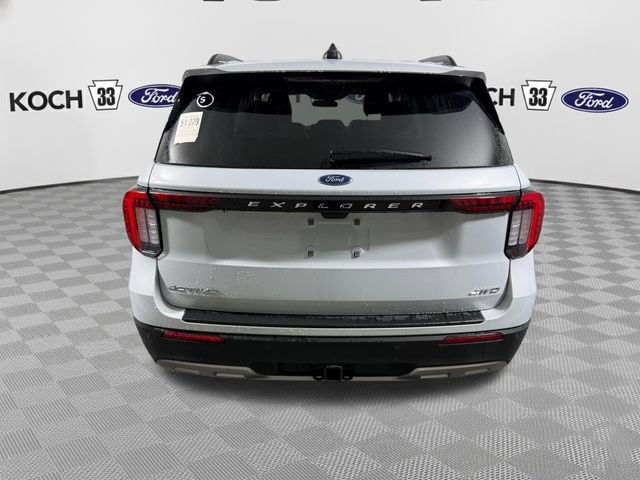 Used 2025 Ford Explorer Active w/ Active Comfort Package AWD/4WD image 7