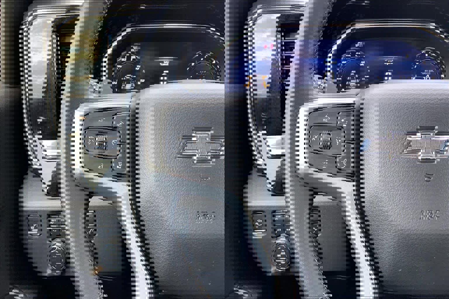 Used 2024 Chevrolet Silverado 1500 LT Trail Boss w/ LPO, Dark Essentials Package image 23