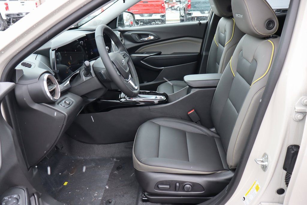 New 2026 Chevrolet Trax ACTIV w/ Driver Confidence Package image 5