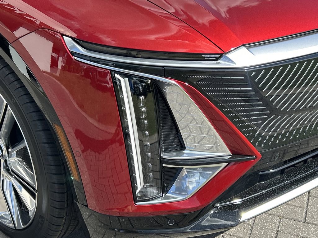 New 2026 Cadillac Lyriq Signature Luxury image 6