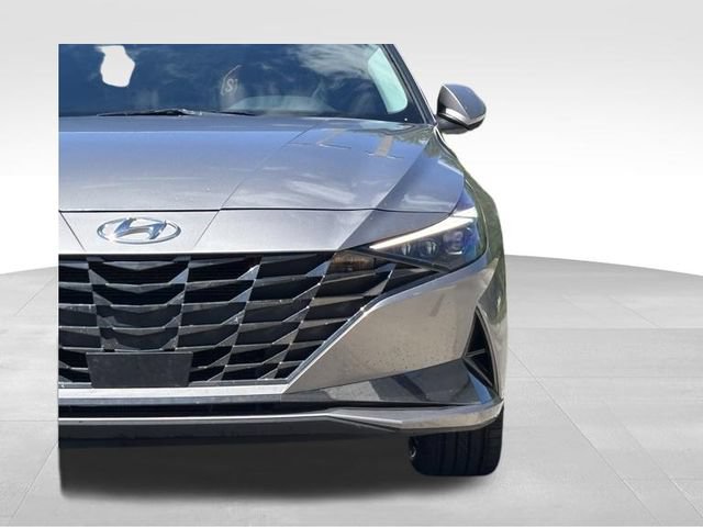 Used 2023 Hyundai Elantra Limited FWD image 10