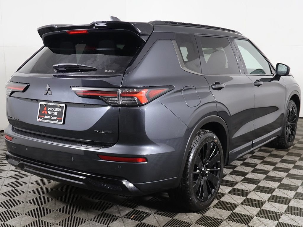 New 2026 Mitsubishi Outlander SEL Black Edition AWD/4WD image 16