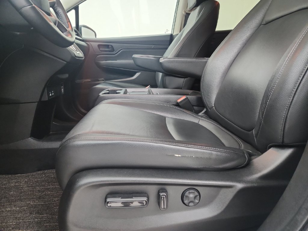 Used 2025 Honda Odyssey EX-L image 21