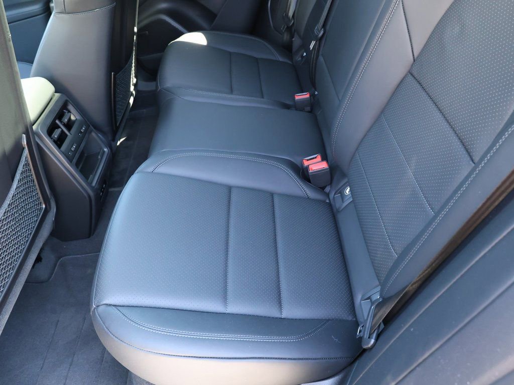 Used 2025 Porsche Macan Turbo Electric image 22