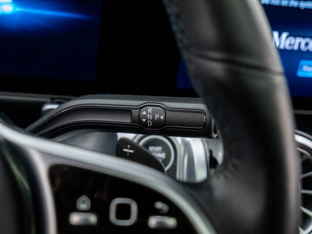 Used 2023 Mercedes-Benz GLB 250 4MATIC image 22