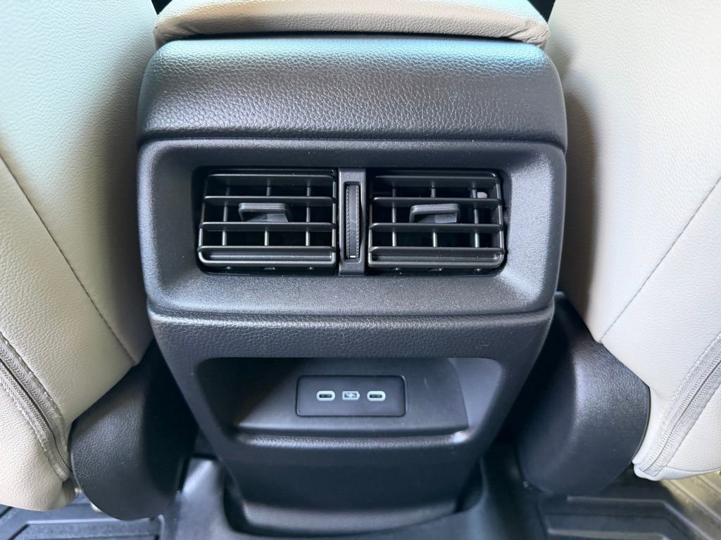 Used 2024 Honda CR-V EX-L image 12