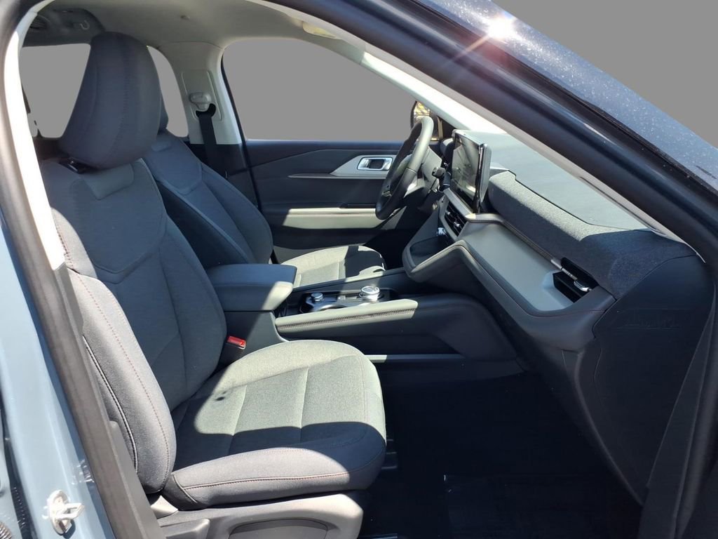 New 2026 Ford Explorer Active AWD/4WD image 13