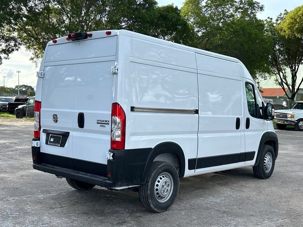 New 2024 RAM ProMaster 2500 w/ Upfitter's Prep Package FWD video 2