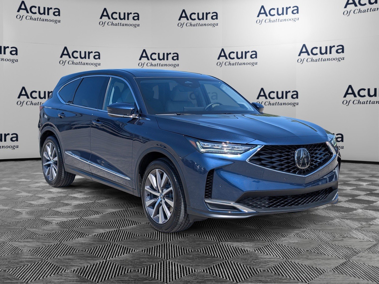 Certified 2025 Acura MDX FWD w/ Technology Package image 2
