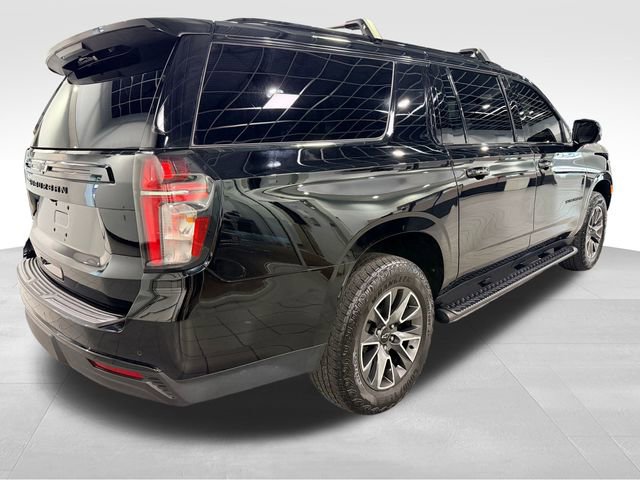 Certified 2024 Chevrolet Suburban Z71 w/ Luxury Package image 3