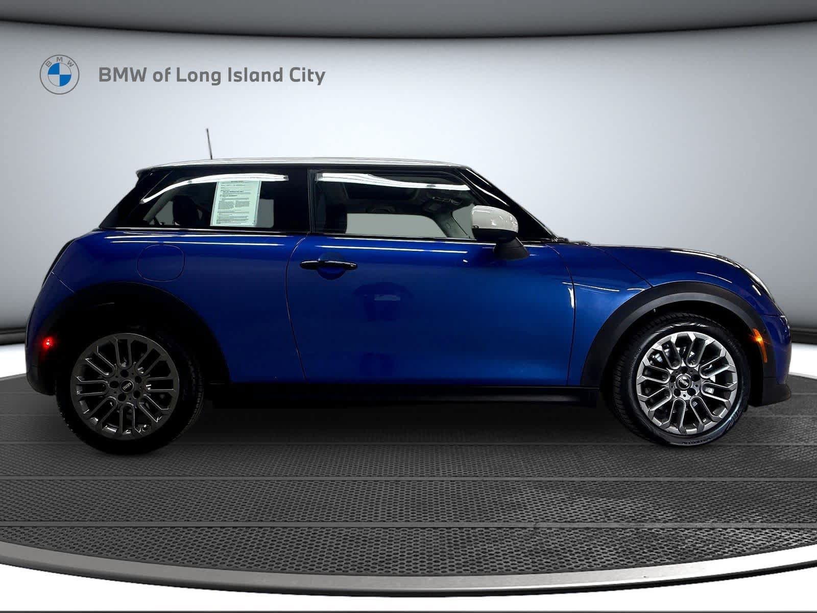 Used 2025 MINI Cooper S FWD image 4