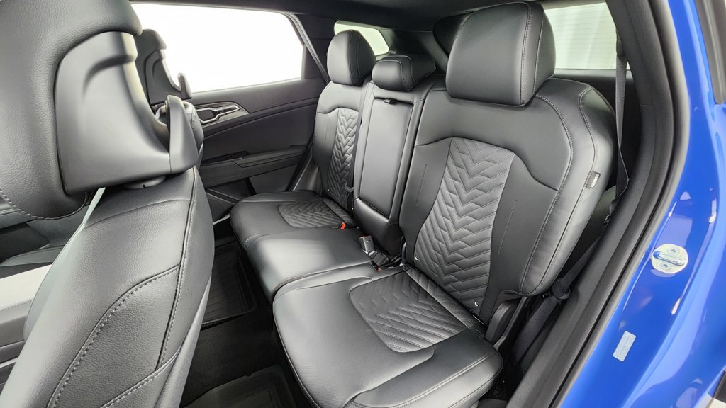New 2026 Kia Sportage X-Line w/ X-Line Premium Package AWD/4WD image 12