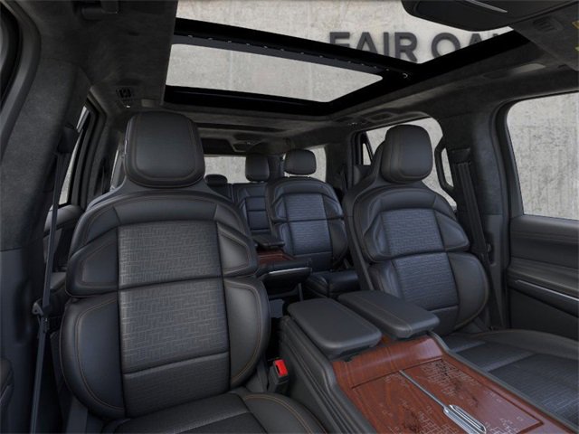 New 2025 Lincoln Navigator L Black Label image 10