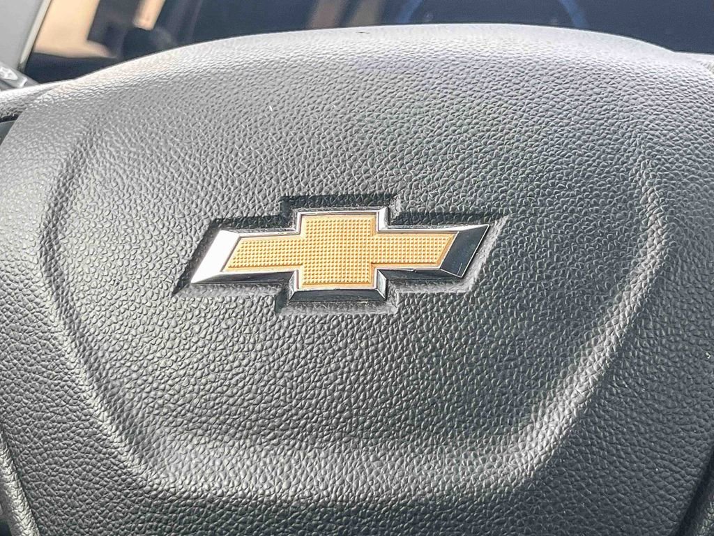 Certified 2025 Chevrolet Trax LT w/ LT Convenience Package image 21
