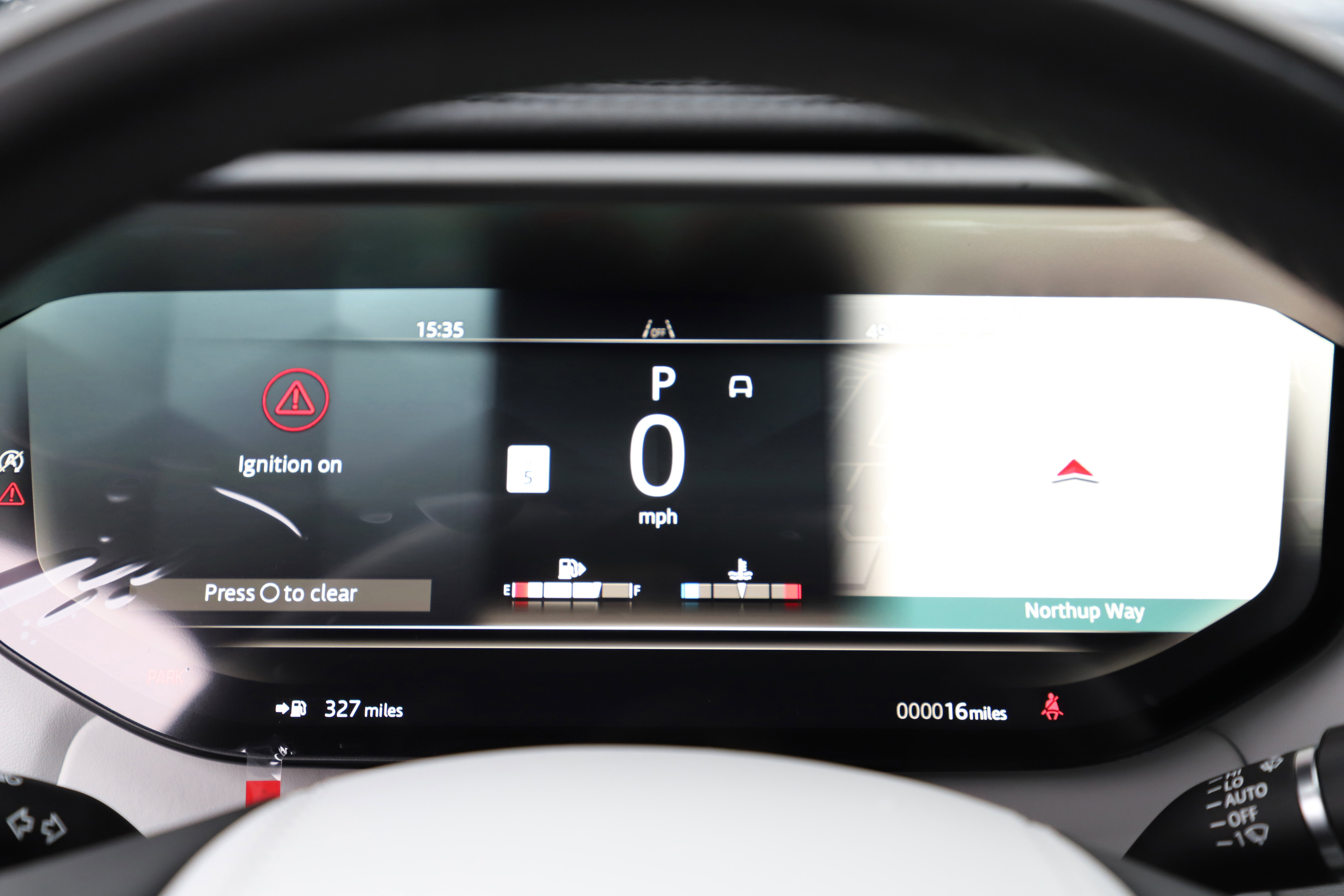 New 2026 Land Rover Range Rover Sport SE image 21