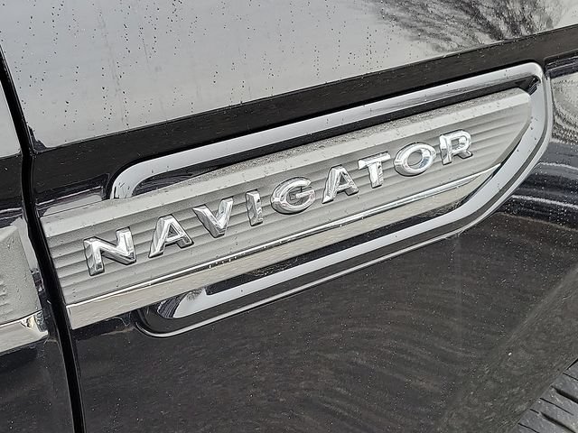 Used 2022 Lincoln Navigator Reserve AWD/4WD image 27