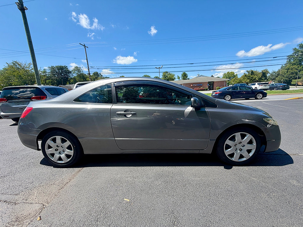 Used 2010 Honda Civic LX image 5