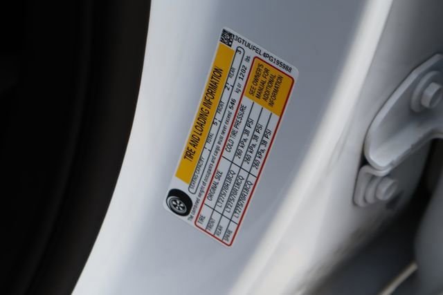 Used 2023 GMC Sierra 1500 AT4X AWD/4WD image 32