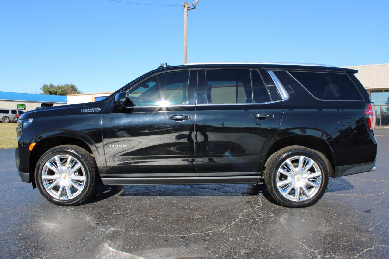 Used 2021 Chevrolet Tahoe High Country w/ Premium Package image 15