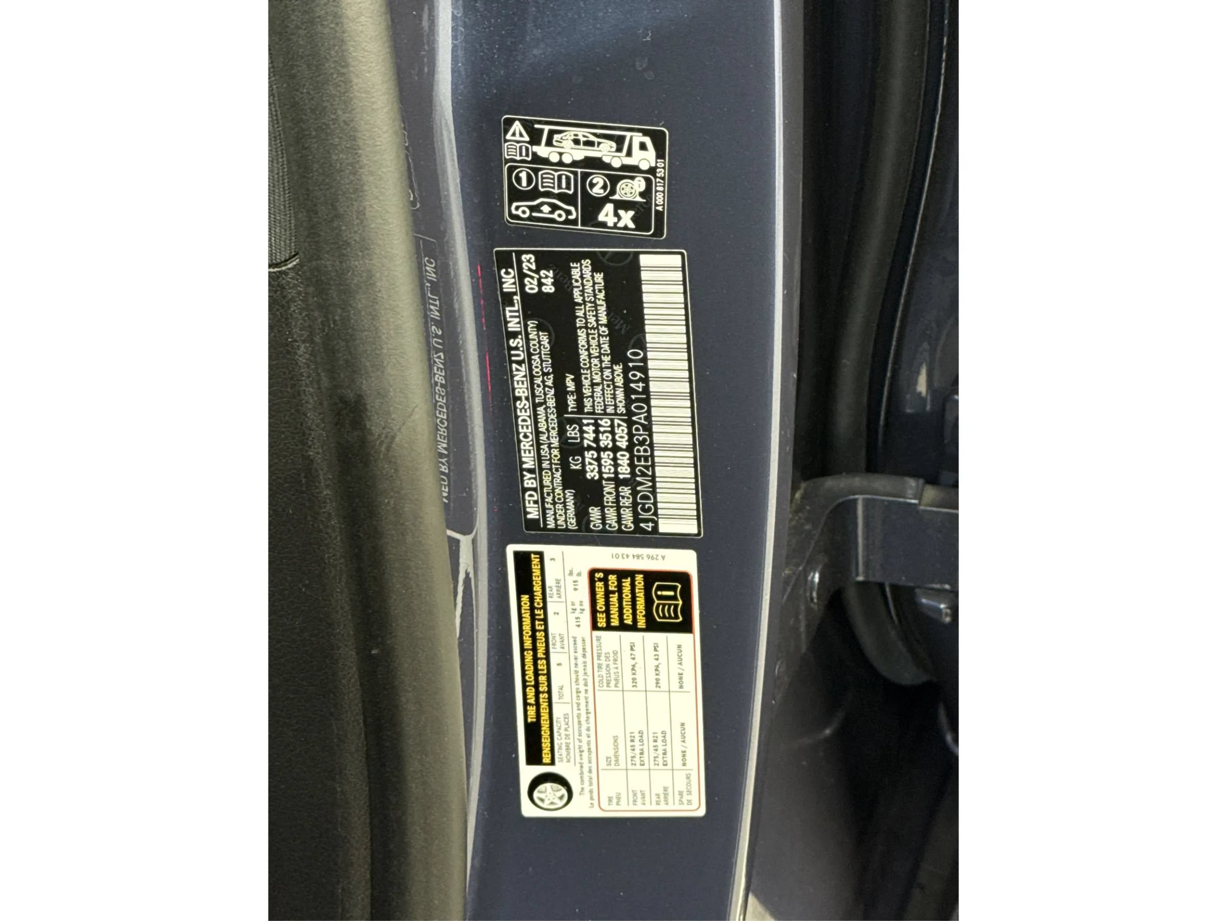 Used 2023 Mercedes-Benz EQS 450+ 4MATIC SUV w/ Acoustic Comfort Package image 28