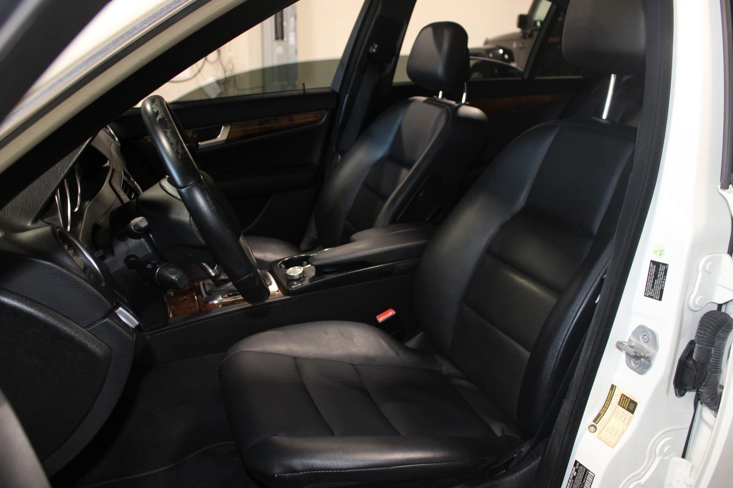 Used 2012 Mercedes-Benz C 250 Sedan image 19