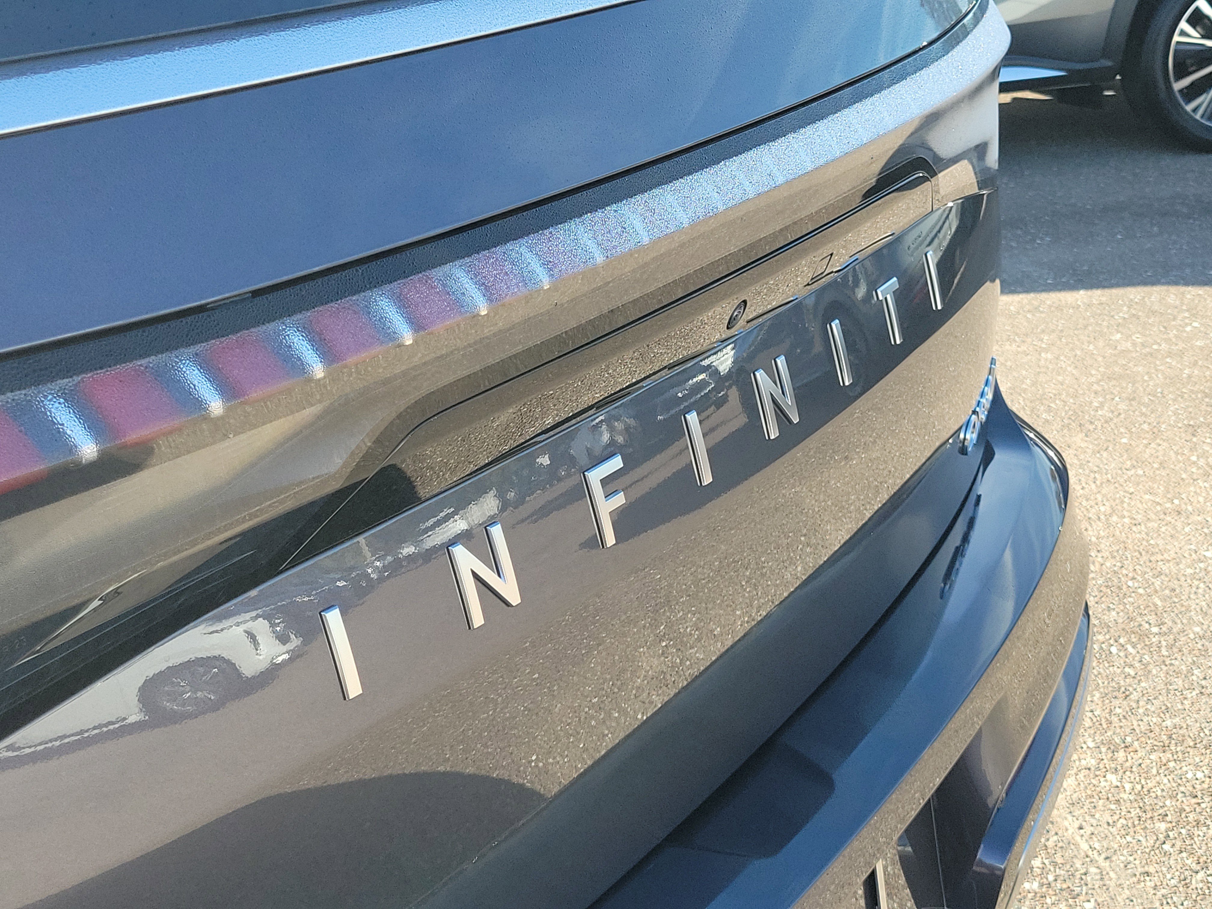 New 2026 INFINITI QX80 Luxe w/ Cargo Package image 6