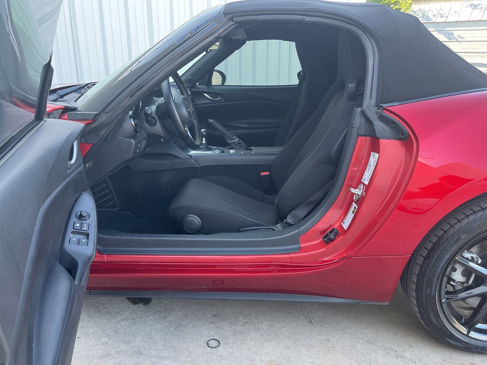 Used 2024 MAZDA MX-5 Miata Sport RWD image 11
