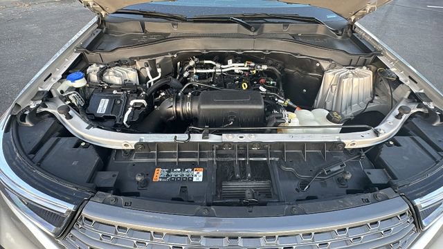 Used 2023 Ford Explorer XLT w/ Equipment Group 202A AWD/4WD image 40