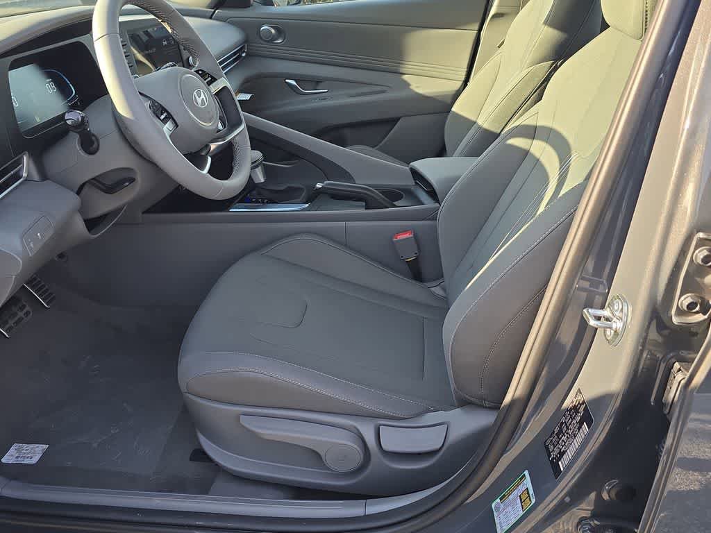 New 2026 Hyundai Elantra Sport image 16