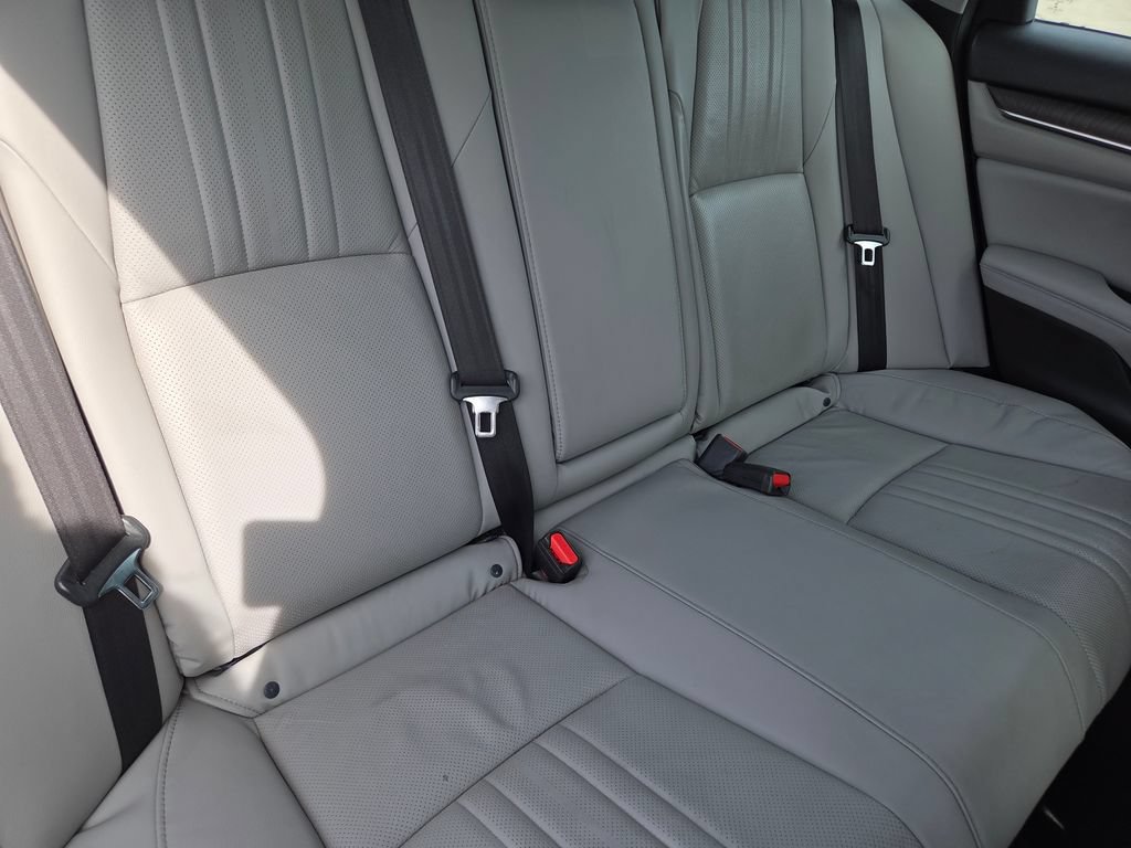 Used 2018 Honda Accord EX-L image 28