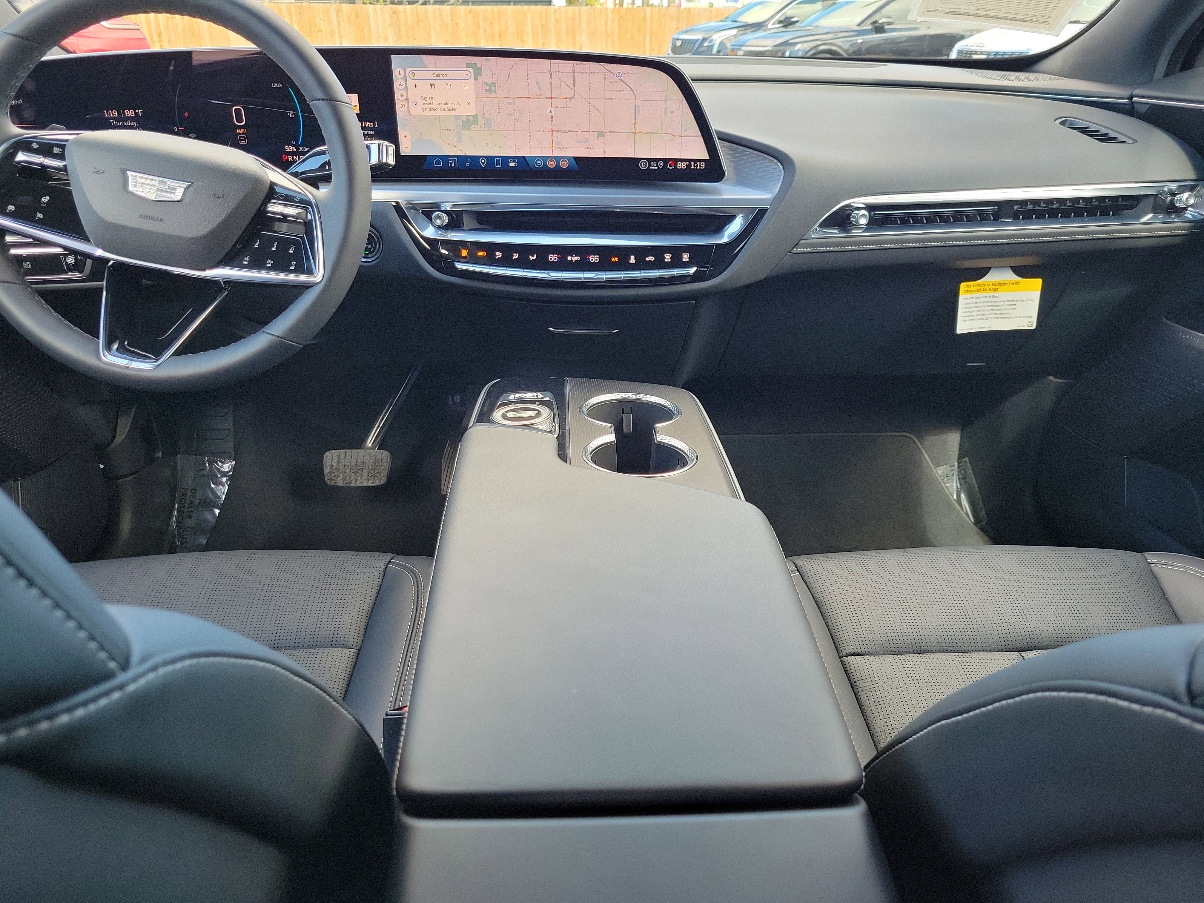 Certified 2025 Cadillac Lyriq Luxury image 14