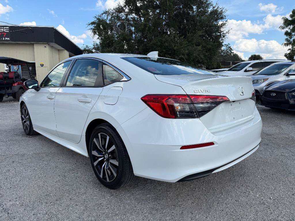 Used 2023 Honda Civic EX image 7