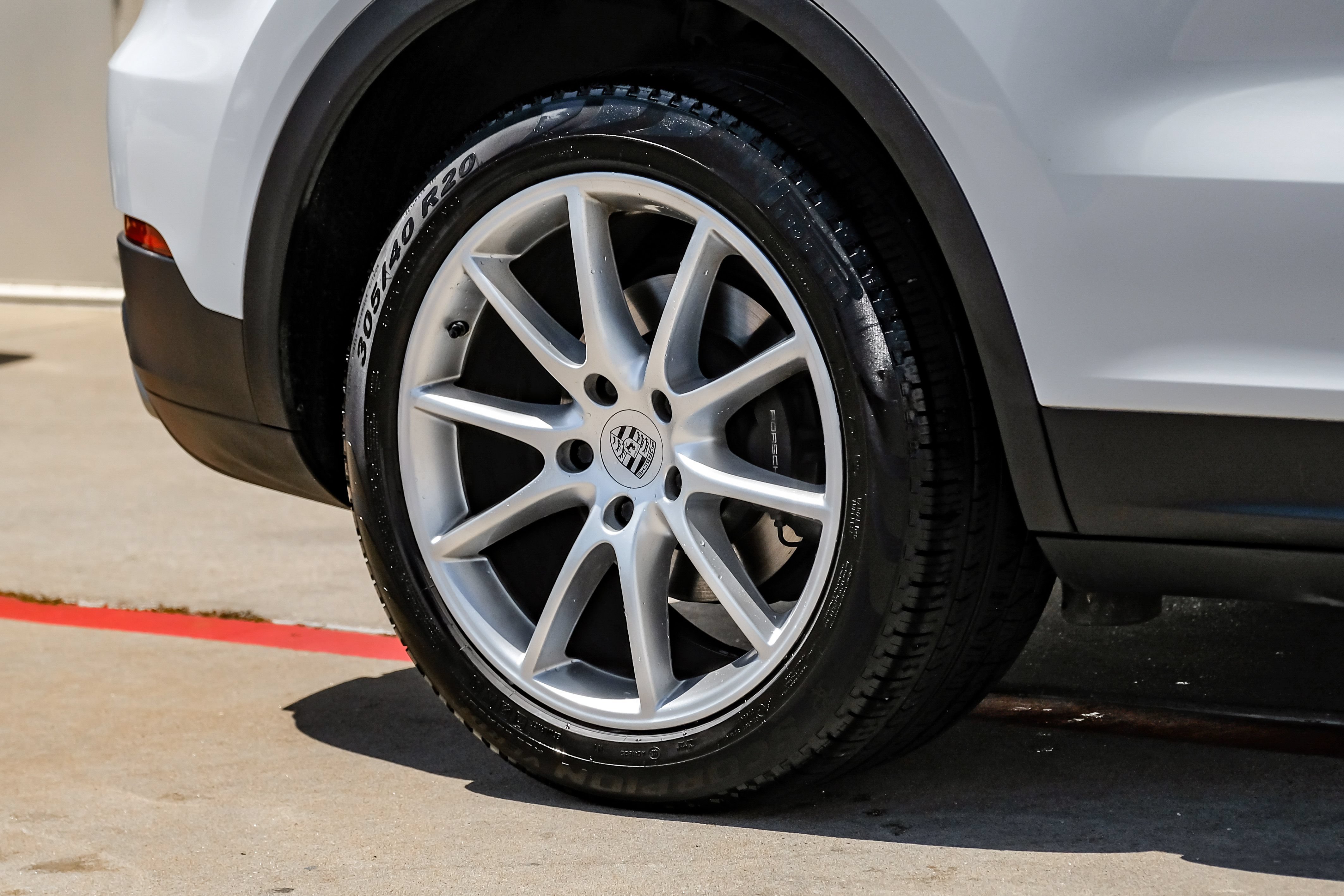 Used 2019 Porsche Cayenne AWD/4WD image 56