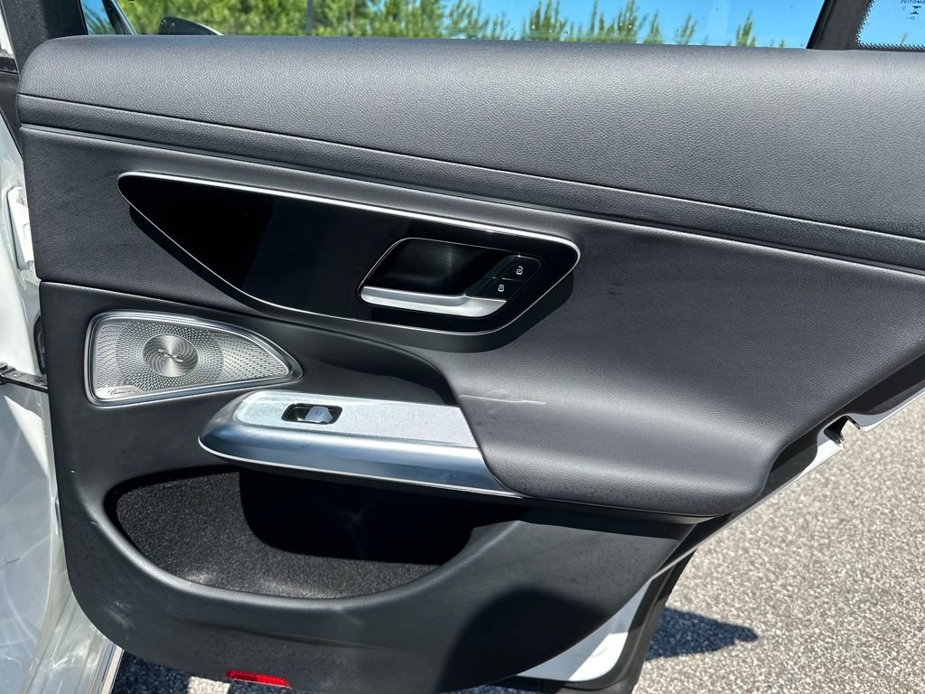 Used 2024 Mercedes-Benz E 350 4MATIC Sedan image 31