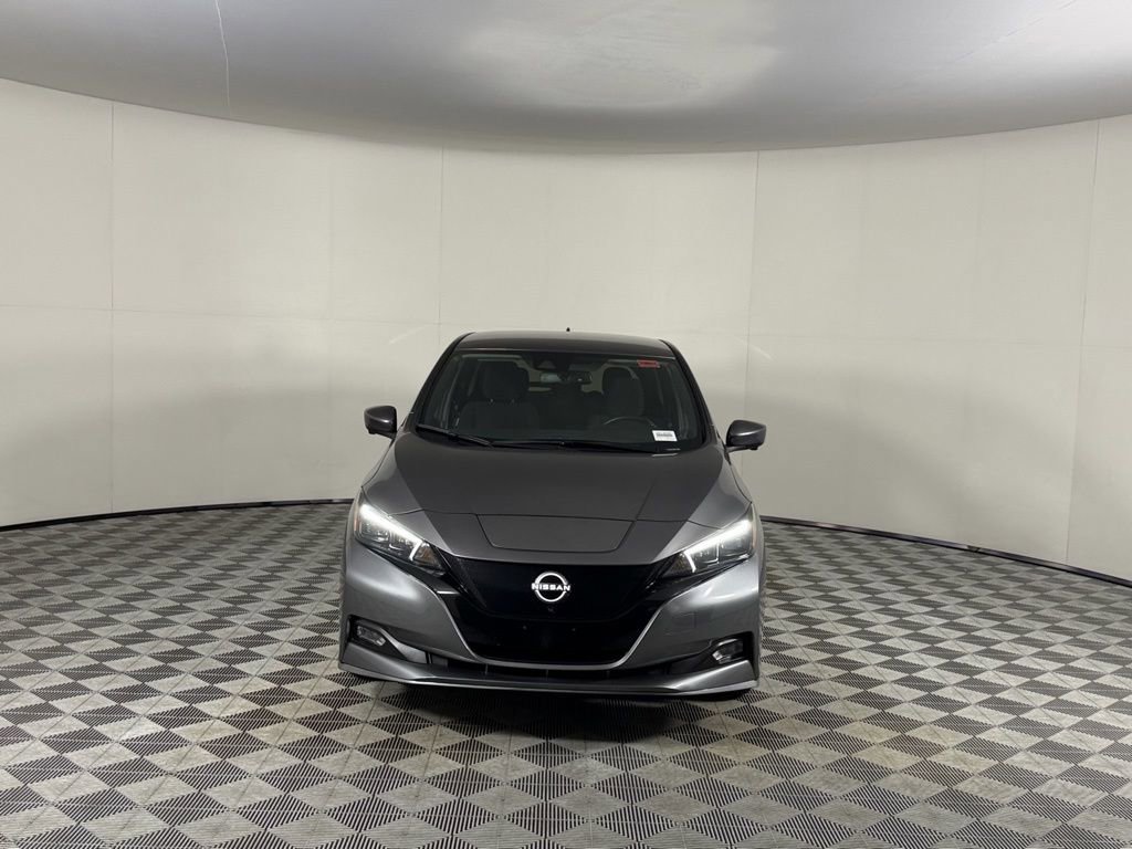 Used 2025 Nissan Leaf SV Plus image 6