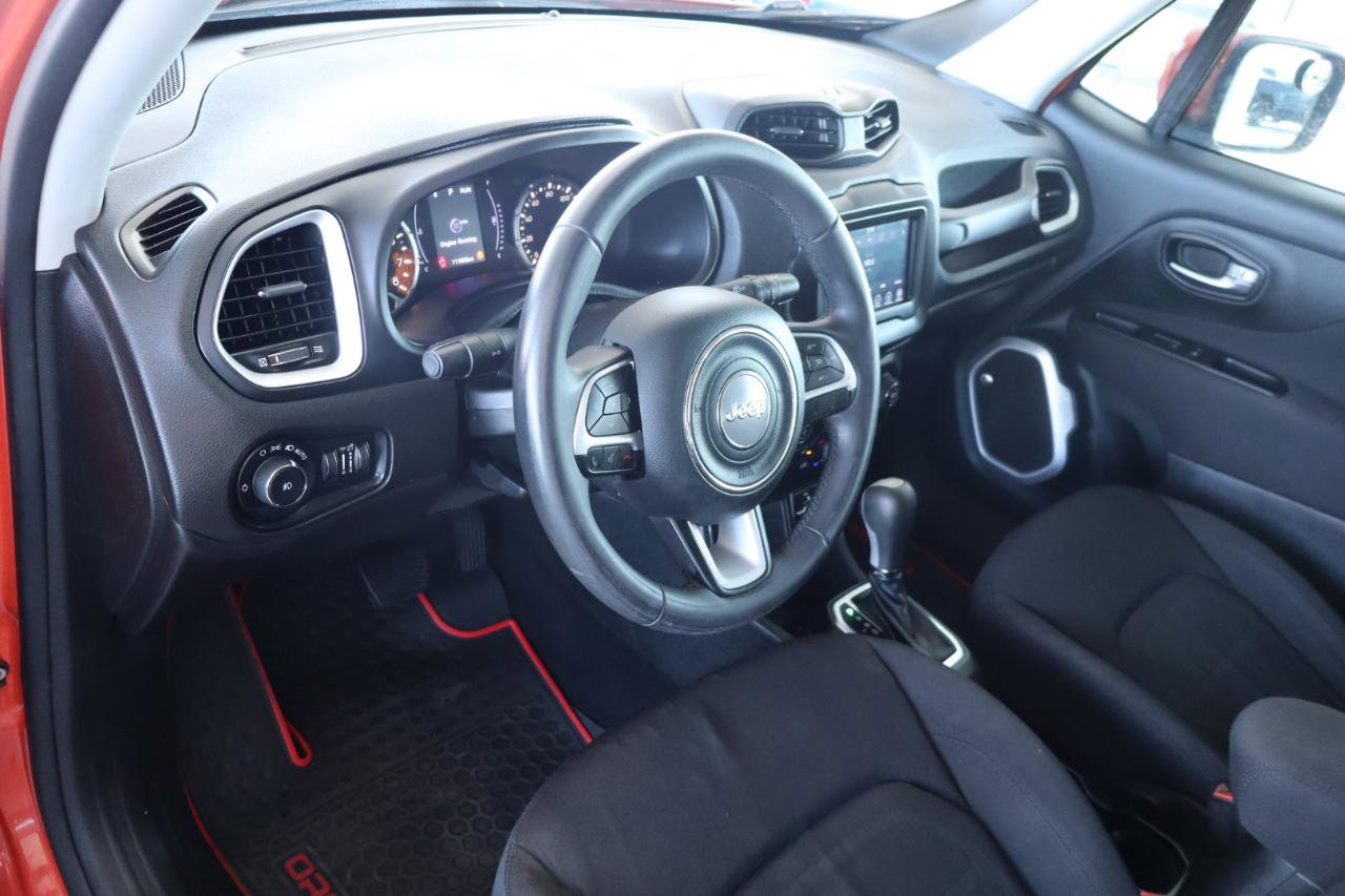 Used 2018 Jeep Renegade Latitude w/ Popular Equipment Group FWD image 15